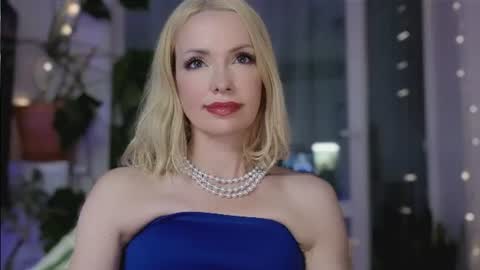 Snapshot of jugoddess chatting on July 23, 2026, 6:28 pm Goddess Julia online show from July 23, 2026, 6:28 pm