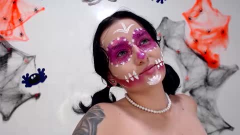 Sisi online show from October 14, 2025, 8:31 pm