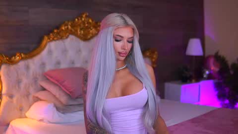Snapshot of juicy_jessye chatting on May 3, 2026, 7:53 pm Jessye online show from May 3, 2026, 7:53 pm