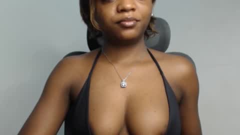 Snapshot of juicy_plumx chatting on September 25, 2025, 6:39 am Wet Baddie online show from September 25, 2025, 6:39 am