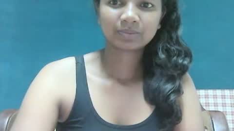 Snapshot of juicy_pretty chatting on January 13, 2025, 2:50 am stellah online show from January 13, 2025, 2:50 am