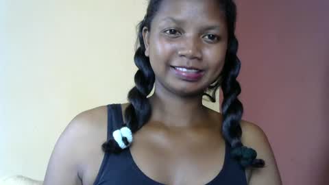 Snapshot of juicy_pretty chatting on March 12, 2025, 6:40 am stellah online show from March 12, 2025, 6:40 am