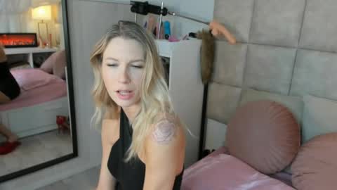 Tatjana online show from April 19, 2026, 7:40 am