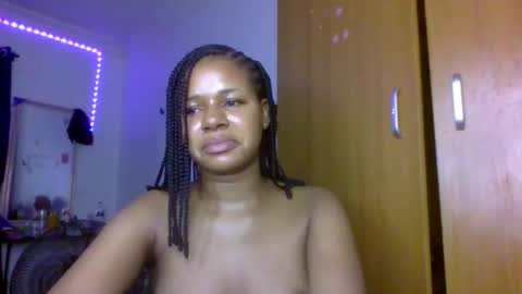 Snapshot of juicy_pussy1122 chatting on March 22, 2026, 6:39 am Emily online show from March 22, 2026, 6:39 am