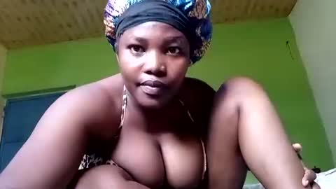 juicybabe102874 online show from April 24, 2026, 9:56 am