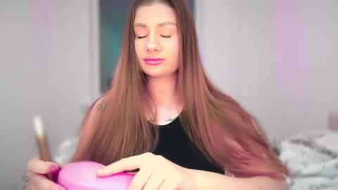 Elena online show from November 20, 2025, 3:45 pm