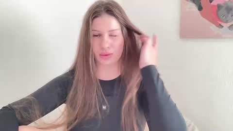Snapshot of juicyhelenx chatting on July 31, 2026, 1:32 pm Elena online show from July 31, 2026, 1:32 pm