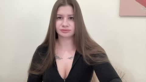 Snapshot of juicyhelenx chatting on August 2, 2026, 4:27 pm Elena online show from August 2, 2026, 4:27 pm