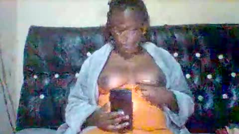 Snapshot of juicyicequeen chatting on March 25, 2026, 3:01 am juicyicequeen online show from March 25, 2026, 3:01 am