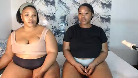 Snapshot of juicyjasminx chatting on June 15, 2026, 11:07 pm juicyjasminx online show from June 15, 2026, 11:07 pm
