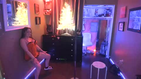 juicyjayxxx69 online show from December 18, 2024, 3:26 am