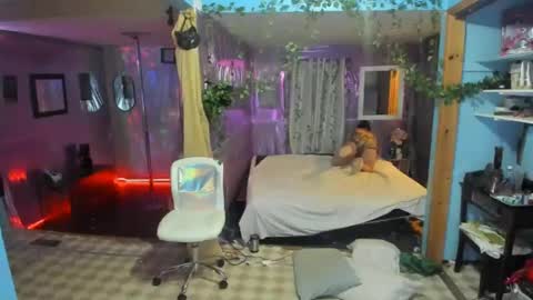 juicyjayxxx69 online show from September 29, 2025, 1:33 am