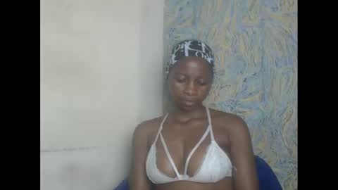 juicypiexx online show from March 5, 2025, 11:49 pm