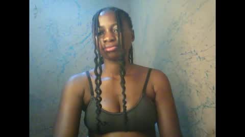 juicypiexx online show from November 16, 2025, 11:21 pm