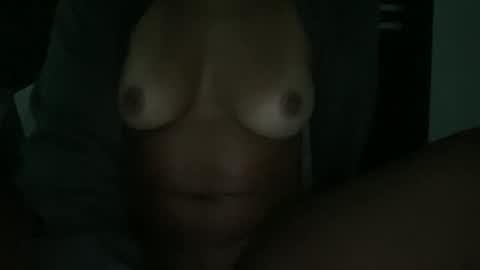 Snapshot of juicywhenwet chatting on November 12, 2025, 3:01 pm juicywhenwet online show from November 12, 2025, 3:01 pm