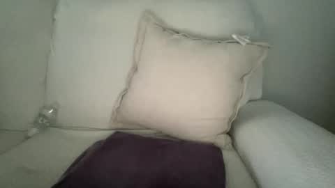 Snapshot of juicywhenwet chatting on February 5, 2026, 2:22 pm juicywhenwet online show from February 5, 2026, 2:22 pm