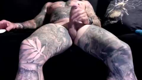 jules23tats online show from October 6, 2025, 7:50 am