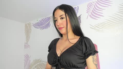 Julees online show from December 21, 2024, 7:27 pm