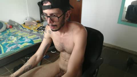 Snapshot of julfigo chatting on June 30, 2026, 3:13 pm Julfigo online show from June 30, 2026, 3:13 pm