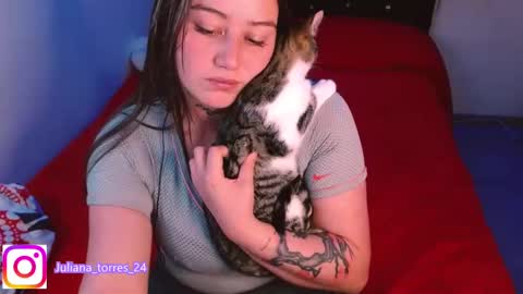 Snapshot of juli_69 chatting on January 6, 2025, 11:42 pm Juliana Torres online show from January 6, 2025, 11:42 pm