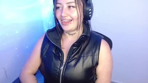 Snapshot of juli_69 chatting on February 18, 2025, 11:08 pm Juliana Torres online show from February 18, 2025, 11:08 pm