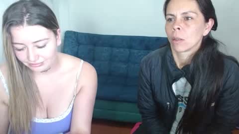Snapshot of juli_69 chatting on September 13, 2025, 4:18 pm Juliana Torres online show from September 13, 2025, 4:18 pm