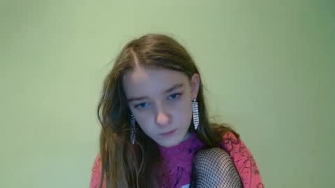 Snapshot of juli_etta chatting on December 1, 2024, 4:29 pm Julietta online show from December 1, 2024, 4:29 pm