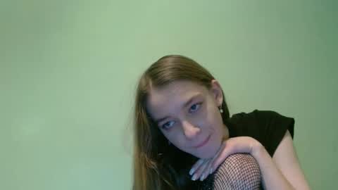 Snapshot of juli_etta chatting on December 9, 2024, 1:18 am Julietta online show from December 9, 2024, 1:18 am