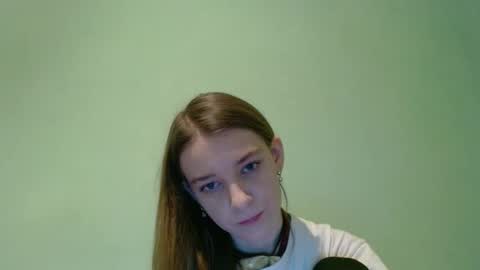 Snapshot of juli_etta chatting on December 12, 2024, 7:48 pm Julietta online show from December 12, 2024, 7:48 pm