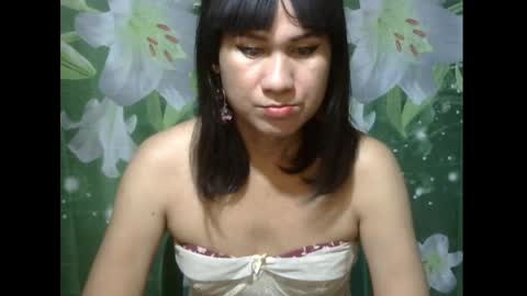 Snapshot of julia111987 chatting on April 21, 2026, 5:28 pm JULIA online show from April 21, 2026, 5:28 pm