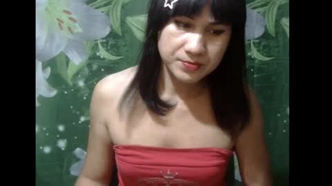 Snapshot of julia111987 chatting on May 19, 2026, 1:56 am JULIA online show from May 19, 2026, 1:56 am