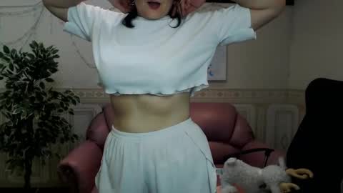 Julia Andersone online show from February 1, 2025, 4:33 pm