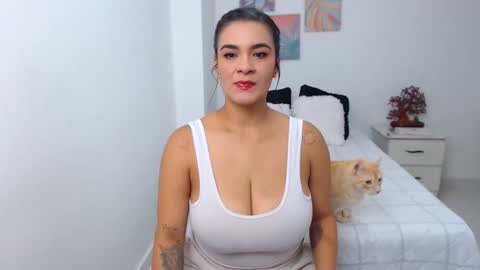 Snapshot of julia_gray_ chatting on March 1, 2025, 8:56 am julia online show from March 1, 2025, 8:56 am