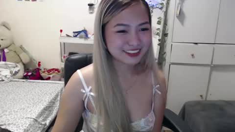 Snapshot of julia_starr06 chatting on January 17, 2025, 5:08 pm Julia online show from January 17, 2025, 5:08 pm