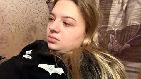 juliacrazy_ online show from January 23, 2025, 1:45 pm