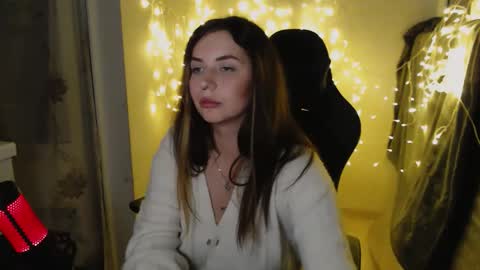 juliagraceof online show from March 20, 2026, 9:52 pm