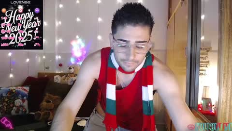 Julian online show from January 4, 2025, 12:37 am