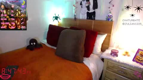 Julian online show from October 24, 2025, 1:46 am