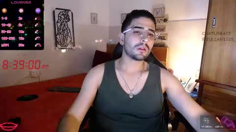 Julian online show from November 5, 2025, 1:38 am