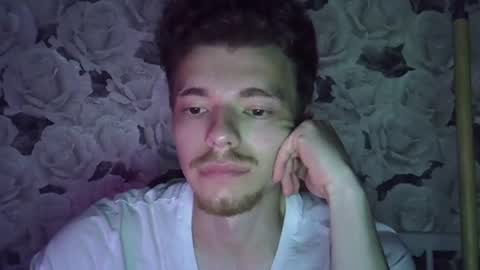 Snapshot of julian_velvet chatting on August 1, 2026, 7:02 pm julian_velvet online show from August 1, 2026, 7:02 pm