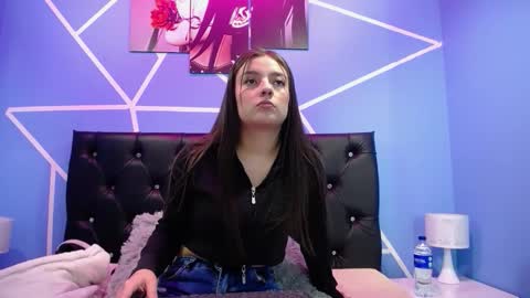 juliana_diamond_ online show from December 17, 2025, 3:23 am