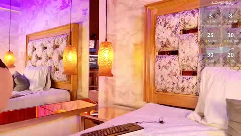 juliana_mendez25 online show from November 6, 2025, 7:48 pm