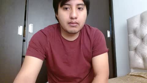 Snapshot of julianalvarez95 chatting on May 18, 2026, 5:30 pm Julian online show from May 18, 2026, 5:30 pm
