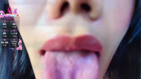 juliane_swee1 online show from October 2, 2025, 12:06 am