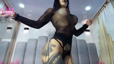 Snapshot of juliane_swee1 chatting on May 21, 2026, 10:50 pm juliane_swee1 online show from May 21, 2026, 10:50 pm