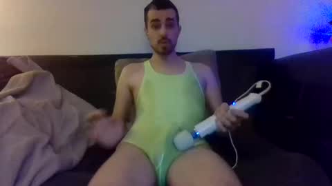 Snapshot of julianjj2001 chatting on December 29, 2024, 2:17 am julianjj2001 online show from December 29, 2024, 2:17 am