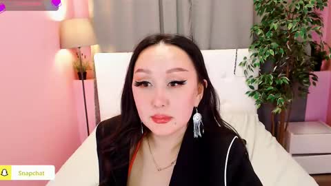 Snapshot of julianna_jamii chatting on February 12, 2025, 4:55 pm Julianna online show from February 12, 2025, 4:55 pm