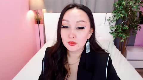 Snapshot of julianna_jamii chatting on February 12, 2025, 7:56 pm Julianna online show from February 12, 2025, 7:56 pm