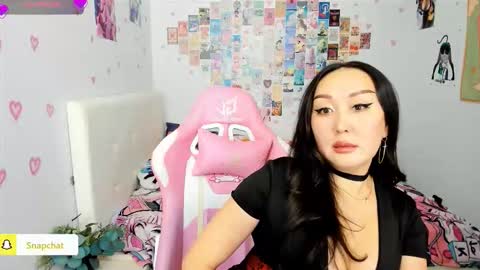 Snapshot of julianna_jamii chatting on November 2, 2025, 1:24 pm Julianna online show from November 2, 2025, 1:24 pm