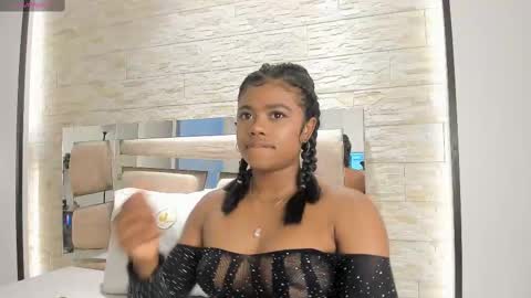 Snapshot of julianna_smith chatting on September 19, 2025, 8:09 pm ANDREA online show from September 19, 2025, 8:09 pm